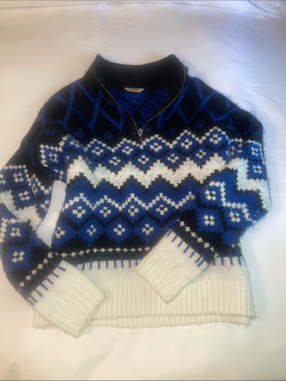 Windriver Blue and White Patterned Half-Zip knit Sweater